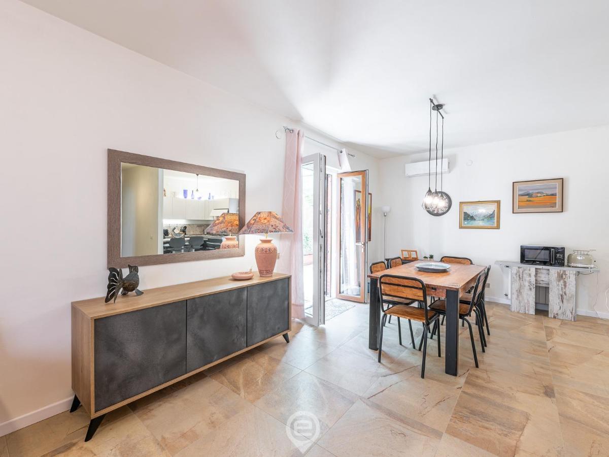 Cagliari Diamond Apartment Bagian luar foto