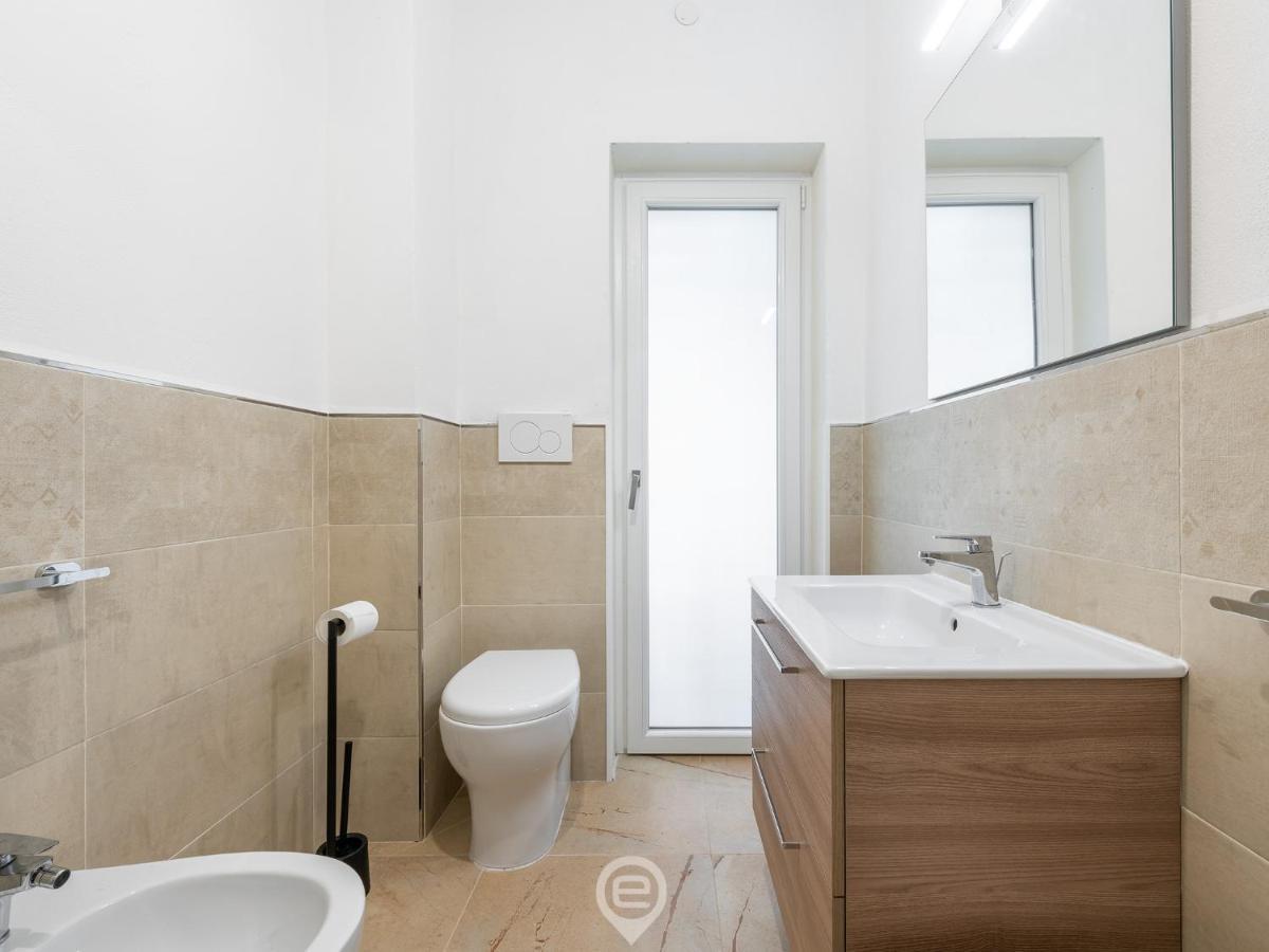 Cagliari Diamond Apartment Bagian luar foto