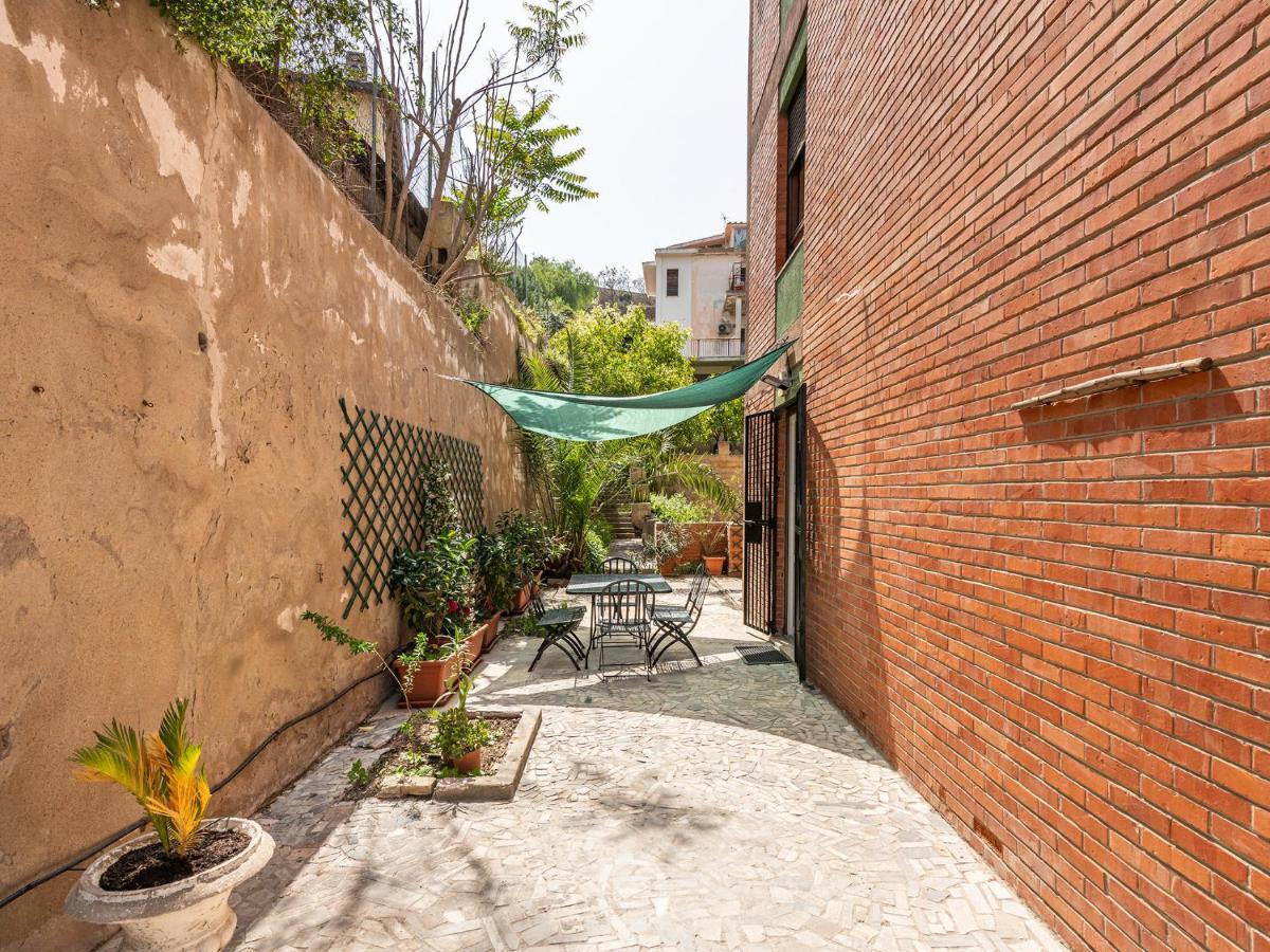 Cagliari Diamond Apartment Bagian luar foto