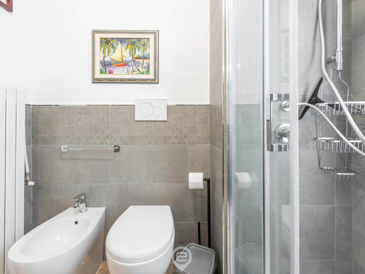 Cagliari Diamond Apartment Bagian luar foto
