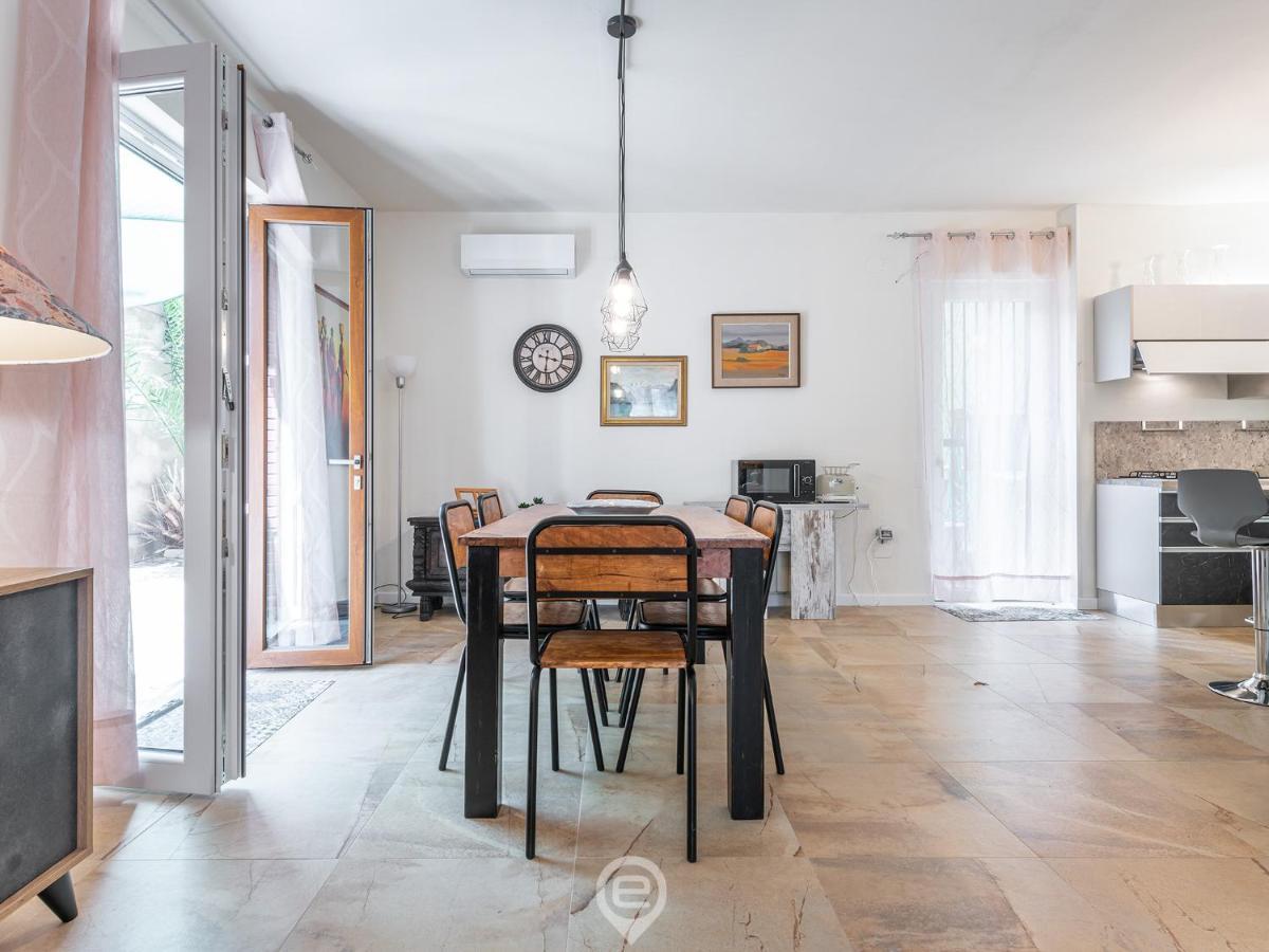 Cagliari Diamond Apartment Bagian luar foto