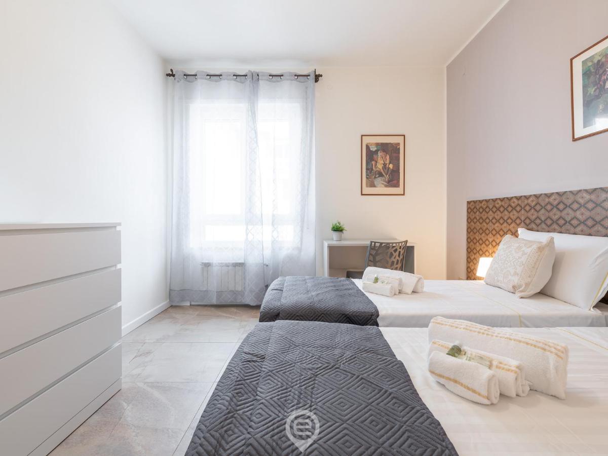 Cagliari Diamond Apartment Bagian luar foto