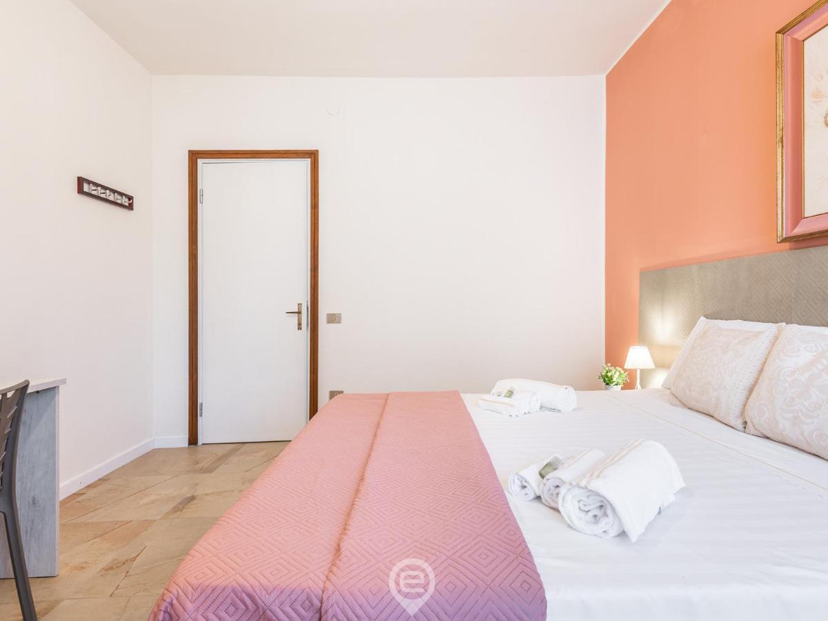 Cagliari Diamond Apartment Bagian luar foto